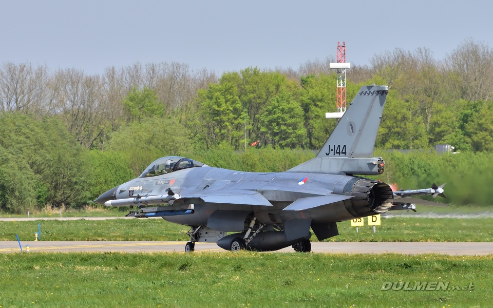 F-16AM J-144 322sqn